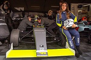 Maite Cáceres, talento uruguayo de exportación con sueños de Fórmula 1