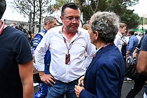 Boullier: "Alonso, F1 tarihinin en iyi takım oyuncusu"