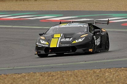 Il team Antonelli Motorsport a Barcellona con due Lamborghini