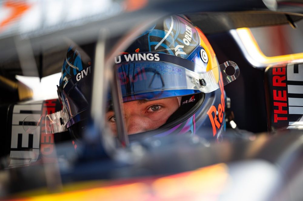 Kacper Sztuka, MP Motorsport