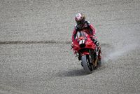 Acosta: "Tengo que intentar evitar estas tonter&iacute;as"