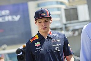 Így jött össze Verstappen hét büntetőpontja