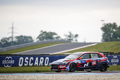 Michelisz ismét remekelt: második hely a szlovák főversenyen