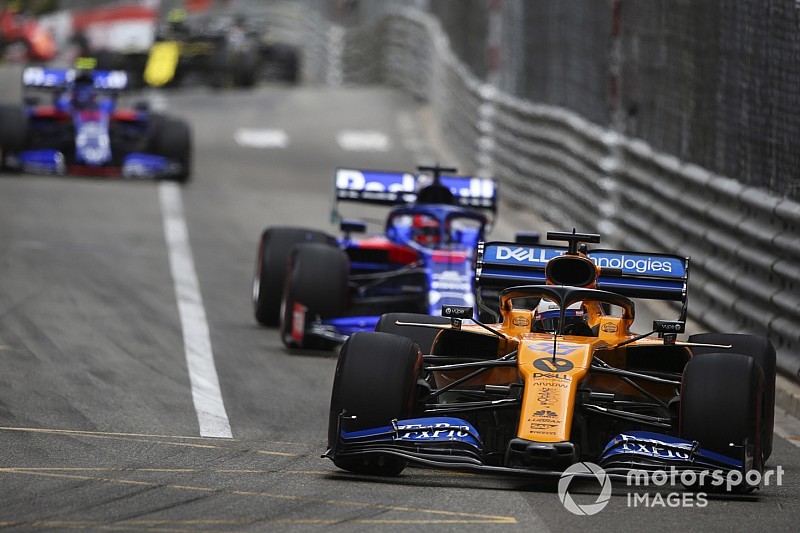 Sainz conforte la quatrième place de McLaren au championnat