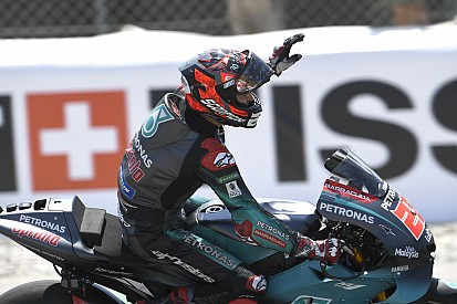 MotoGP: Quartararo supera Viñales em treino marcado por queda de Lorenzo