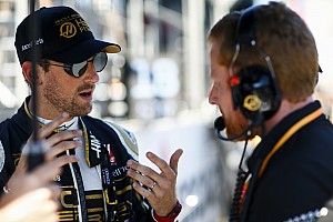 Grosjean bűvészmutatványa: ügyes