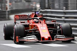 Video: Vettel'in antrenmanlardaki kazası