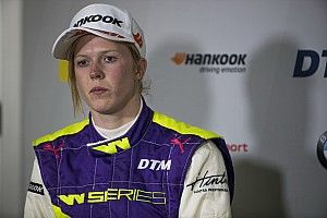 Powell pakt eerste pole in W Series, Visser op tweede startrij