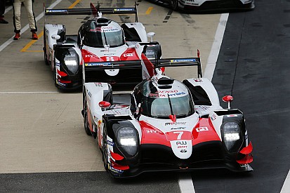 Silverstone, 2° Ora: Toyota sul velluto. La vera gara è tra le GT