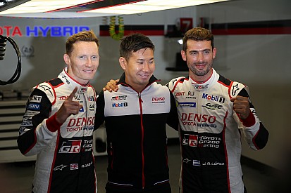 Toyota forma primeira fila em Silverstone; Alonso sai em 2º