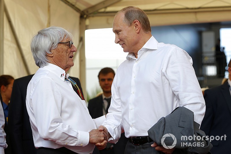 De Poetin-show: Hoe Ecclestone in zee ging met de Russische president