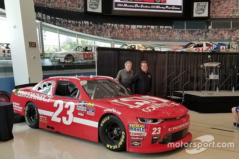 Throwback scheme revealed for Bill Elliott's NASCAR return