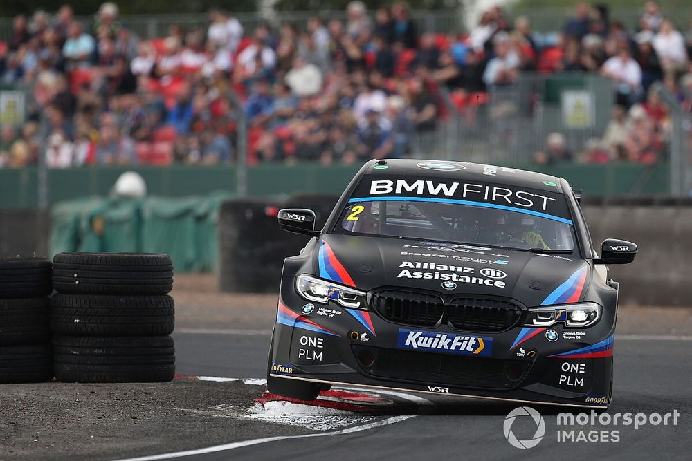 Croft BTCC: Turkington cruises to 13th career win in Race 3 at Croft