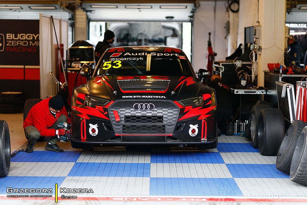 Polski debiut w TCR Europe