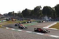 Sainz: "A ver si ma&ntilde;ana podemos meternos en la pelea"