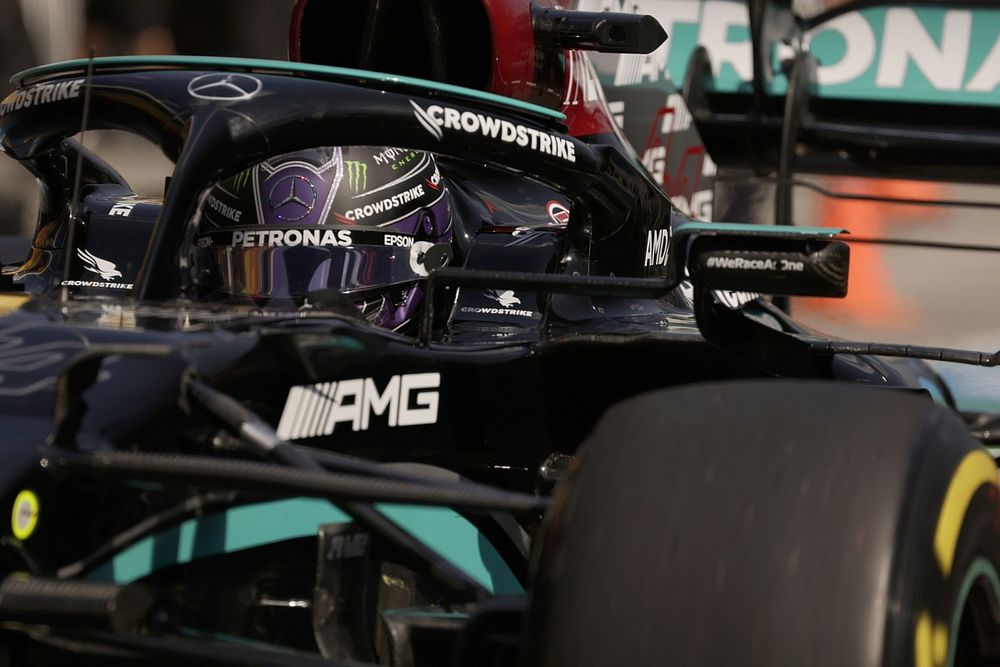 F1 - Hamilton: "Nunca me senti tão bem recebendo vaias"