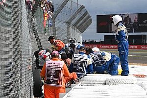 Russell: F1 needs rethink over tyre barrier layout after Zhou crash
