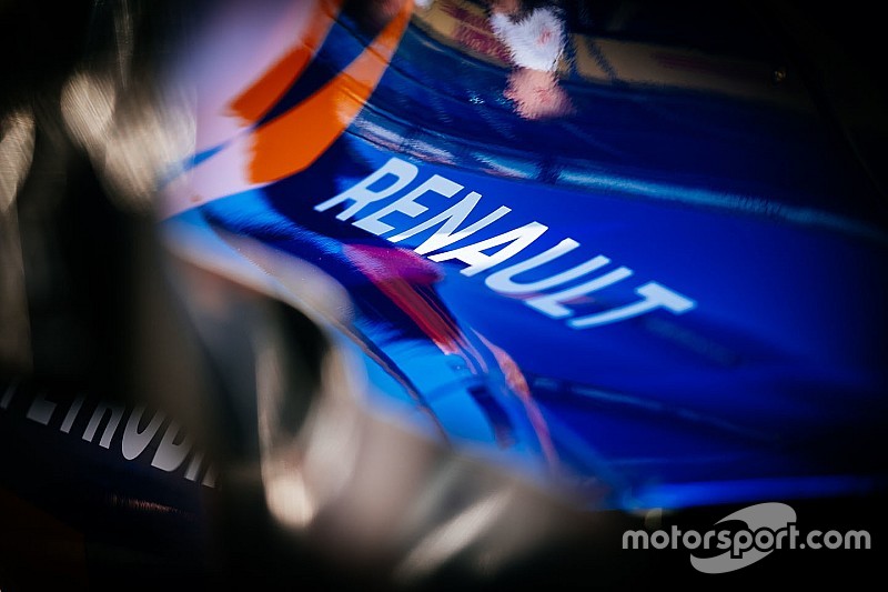 Владельцы Ferrari и Alfa Romeo предложили Renault объединиться