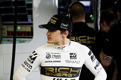 Pietro Fittipaldi destaca “evolução” em carro de F1 mesmo com altas temperaturas no Bahrein