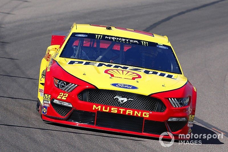 Joey Logano, Team Penske, Ford Mustang Shell Pennzoil