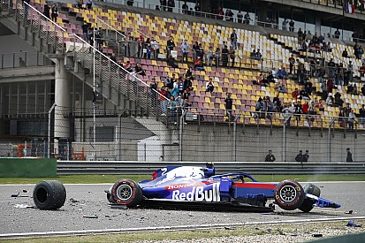 Chinese GP: Bottas quickest in FP3, big crash for Albon