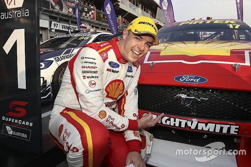 Race winner Scott McLaughlin, DJR Team Penske