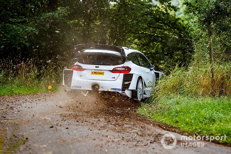 Tercer test de Bottas con un WRC: ¿diversión o flirteo? (fotos y vídeo)