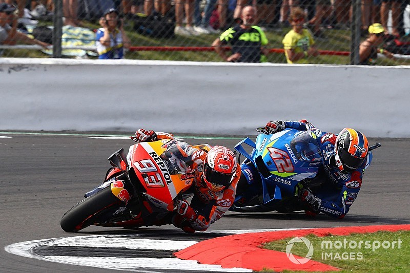 Silverstone-Duell Rins vs. Marquez: Taktik, Irrtum, Reaktionen