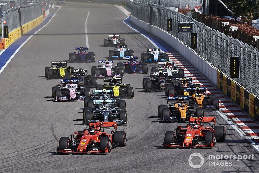 Milyen érzés elrajtolni egy F1-es versenyen?