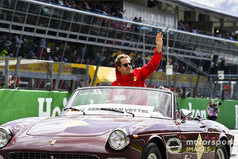 Vettel Leclerc szombati húzása miatt omlott össze vasárnap?