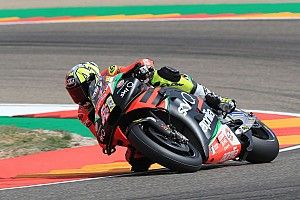 Espargaro "almost crashed three times" tailing Marquez