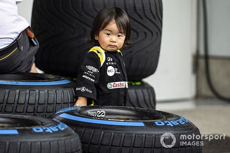 Young fan with Pirelli tyres