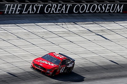 Hamlin gana en Briston y Suárez salva una oportunidad