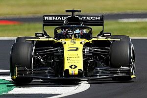 Ricciardo szerint Sainz a hajrában megdolgozott a szerencséért