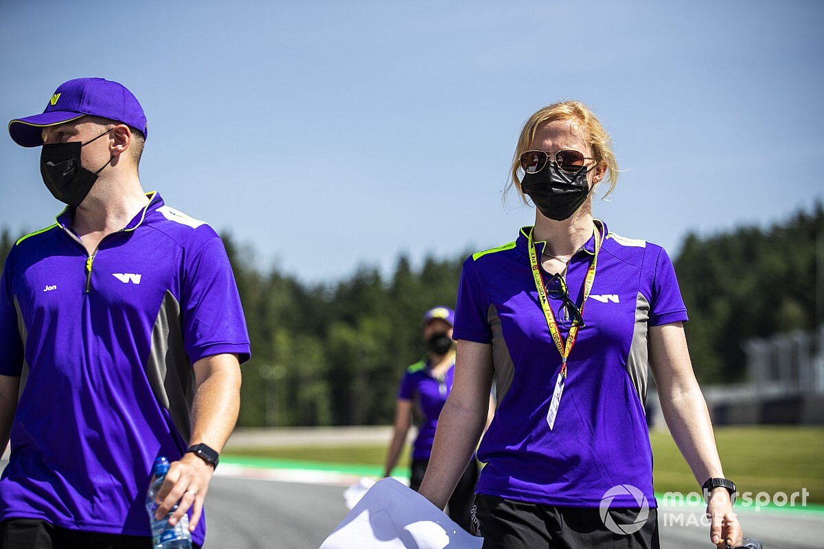 W Series Styria: Powell takes maiden pole ahead of Moore