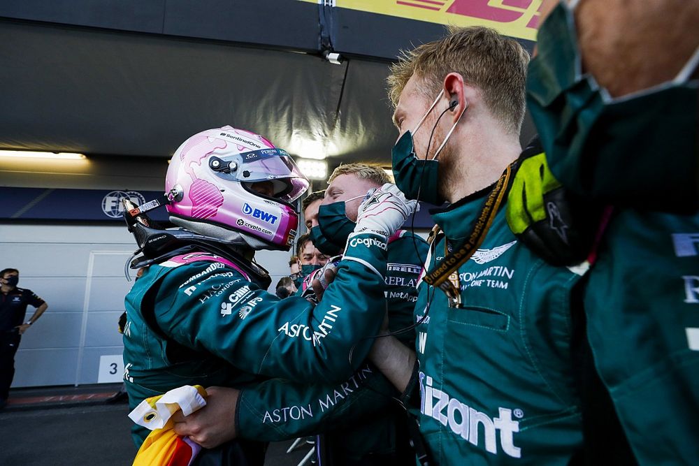 Vettel: "Araca alışmamın bu kadar zaman almasını beklemiyordum"