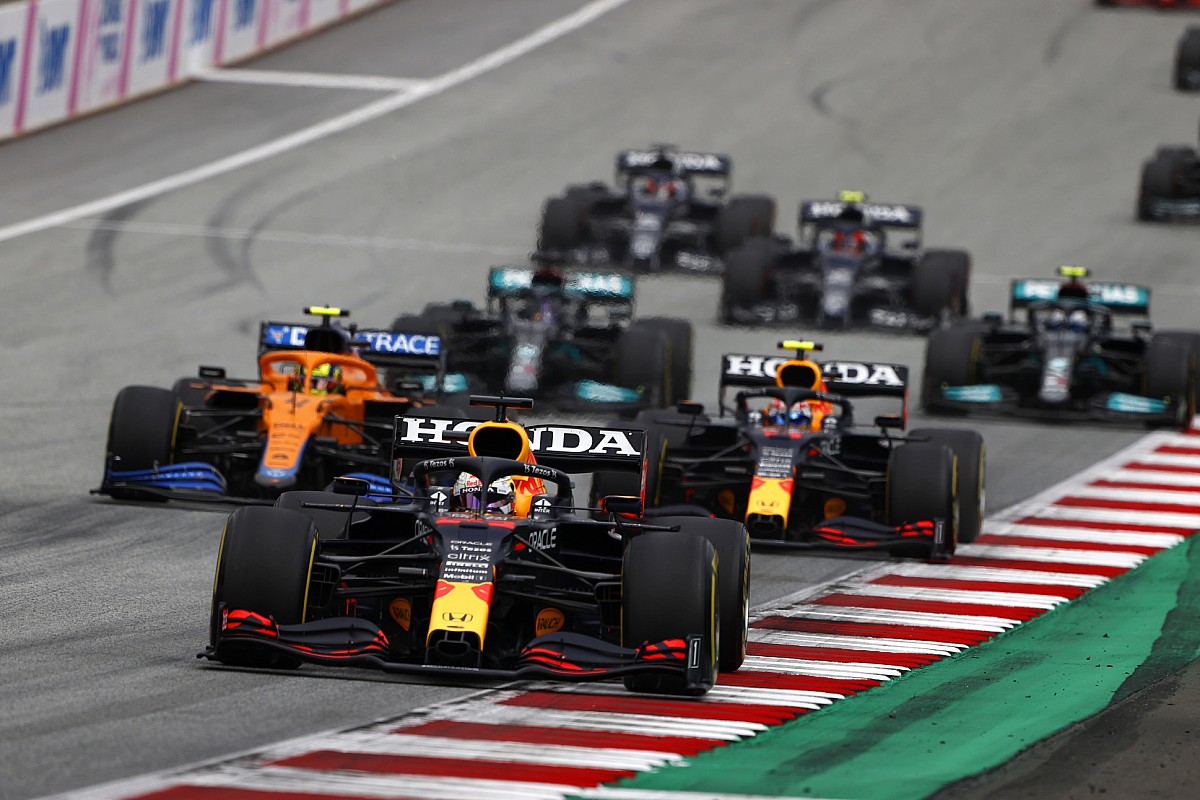 Montoya: "Zie niet hoe Mercedes deze titelstrijd nog kan omdraaien"