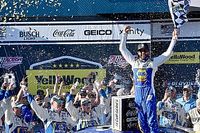 Chase Elliott out-duels Blaney to win Talladega Cup race