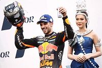 Oliveira gana con lluvia en Tailandia y Quartararo naufraga