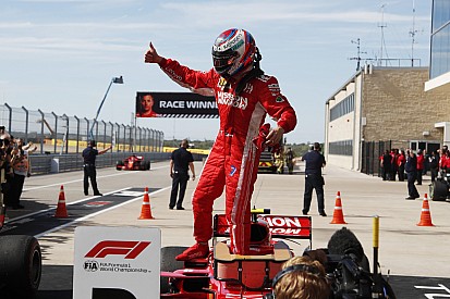 Raikkonen wint in Austin voor sensationele Verstappen, Hamilton nog geen kampioen
