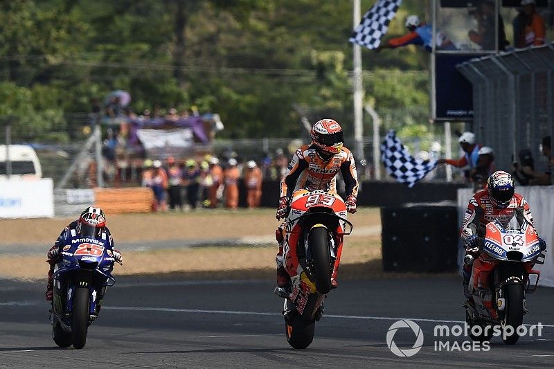 Márquez le devuelve la jugada a Dovizioso y tiene el título a tiro en Japón