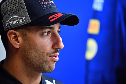 Renault: Ricciardo arrival feels like Alonso glory years