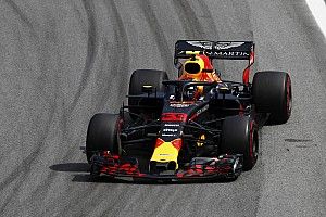 Wolff ziet Verstappen kampioen worden als ‘scherpe randjes eraf zijn’