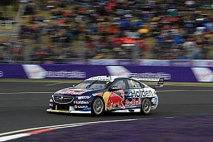 Bathurst 1000: Whincup pips Reynolds in qualifying thriller
