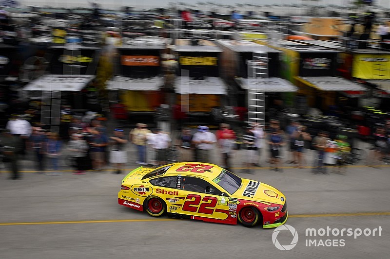 Logano and Truex top final practice; Kyle Busch scrapes the wall