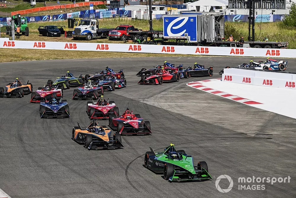 Nick Cassidy, Envision Racing, Jaguar I-TYPE 6, Rene Rast, NEOM McLaren Formula E Team, e-4ORCE 04, Jake Dennis, Andretti Autosport, Porsche 99 X Electric Gen3, Norman Nato, Nissan Formula E Team, Nissan e-4ORCE 04
