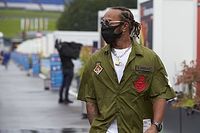 Hamilton: Ainda h&aacute; algum sil&ecirc;ncio dos pilotos nas mensagens antirracismo