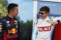 Verstappen rebate Russell e manda ingl&ecirc;s &ldquo;cuidar do pr&oacute;prio carro&rdquo;