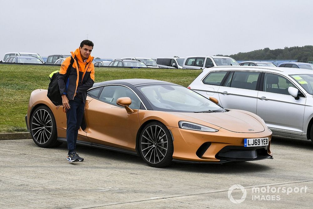 Fotos: los coches de calle de los pilotos de F1 en Gran Bretaña