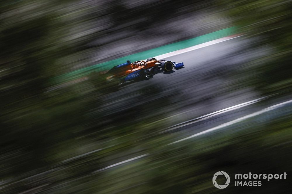 Carlos Sainz Jr., McLaren MCL35